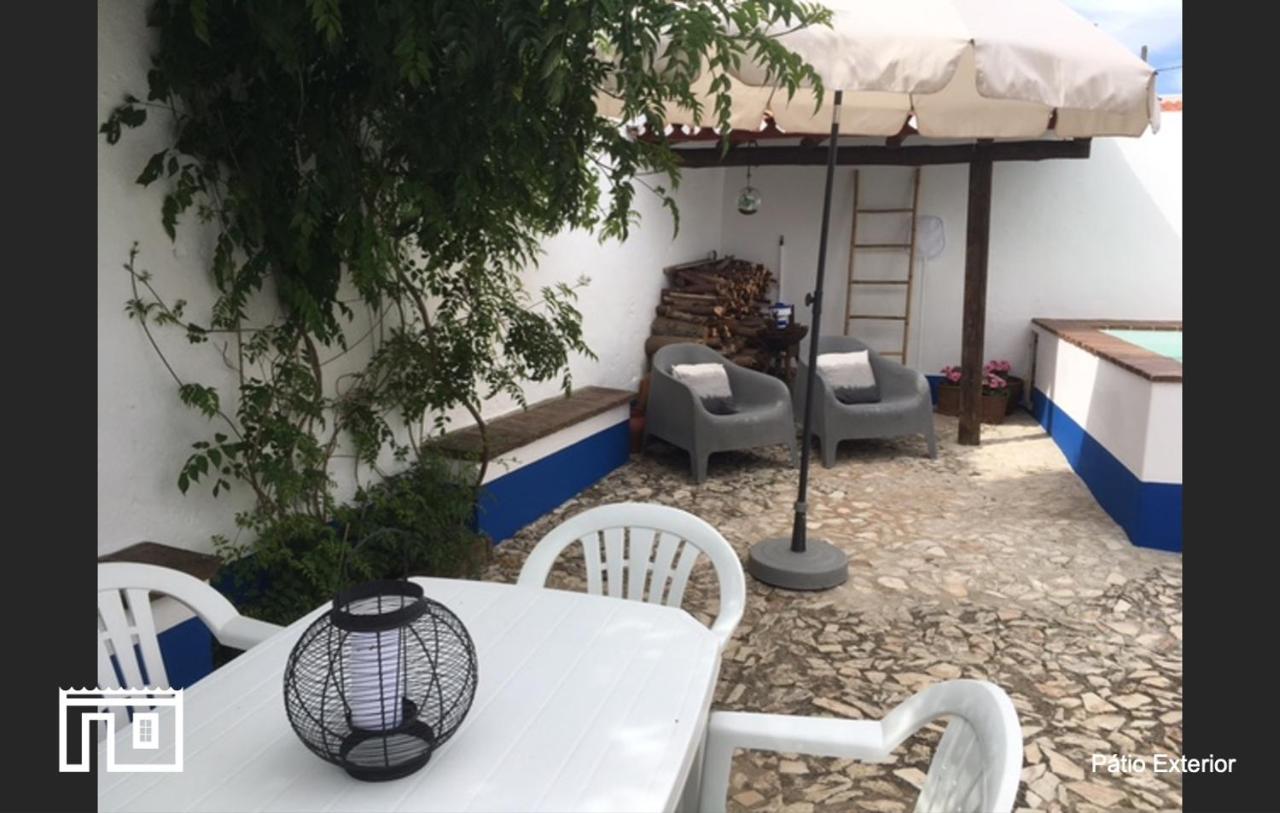 Casinha de Montoito Exterior foto