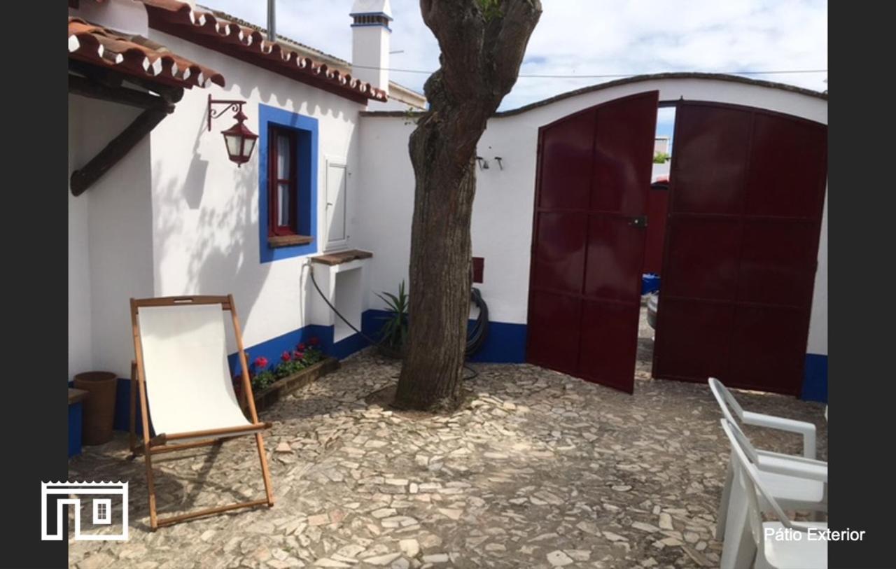 Casinha de Montoito Exterior foto