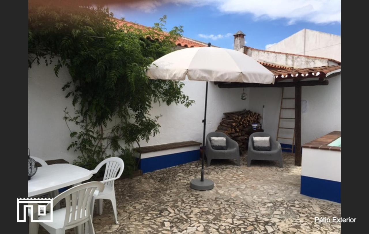 Casinha de Montoito Exterior foto
